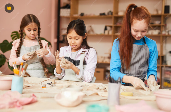 Hoạt động làm đồ thủ công là loại hình workshop rất được yêu thích